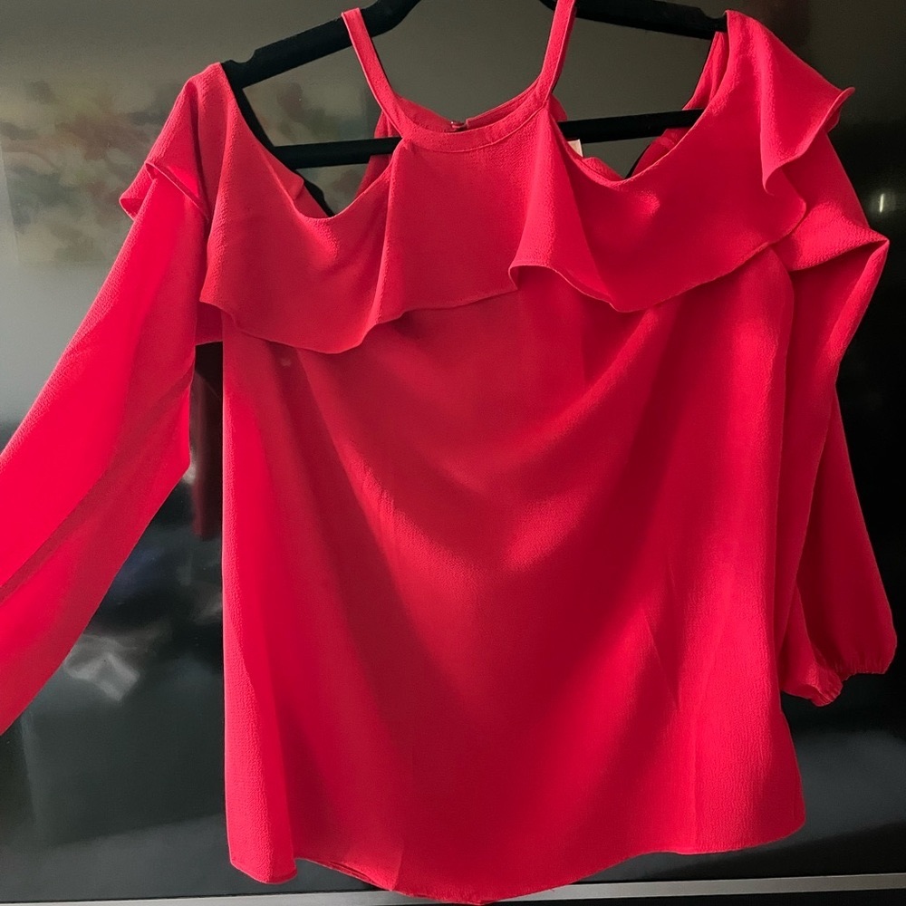 NEW❣️Michael Kors Beautiful Red Top NWT ♥️